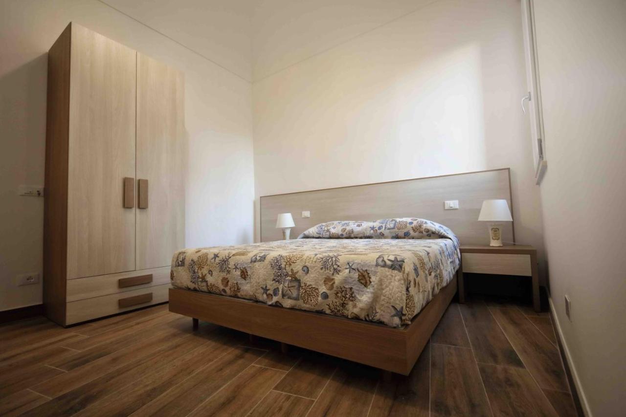 Madrice 66 Central Rooms Favignana Esterno foto