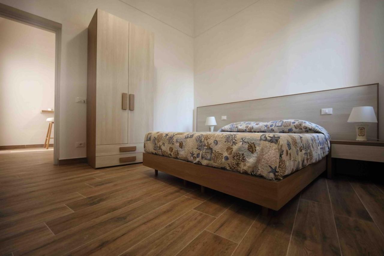 Madrice 66 Central Rooms Favignana Esterno foto